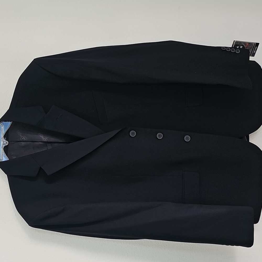 NWT MENIES Mens Black 3buttom Blazer 42R